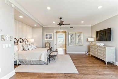 Luxury Lakefront Living in this meticulously maintained - photo 16