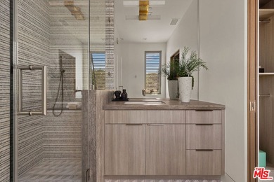 Set within the prestigious Dover Shores enclave and directly - photo 17