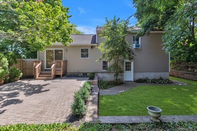 Move right into this beautifully updated split-level home - photo 21