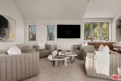 Set within the prestigious Dover Shores enclave and directly - photo 22