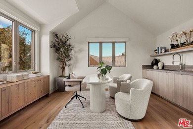 Set within the prestigious Dover Shores enclave and directly - photo 23