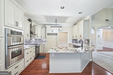 Welcome to Lake Redwine, one of Newnan's most desired - photo 6