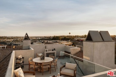 Set within the prestigious Dover Shores enclave and directly - photo 27
