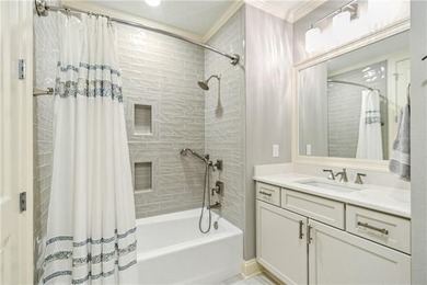 Luxury Lakefront Living in this meticulously maintained - photo 28