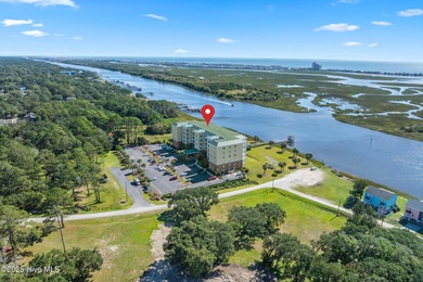 Welcome to Seaside Landing, where this unit offers breathtaking