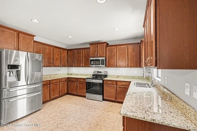 Seller motivated! 5K seller concession! Impeccably maintained 2 - photo 5