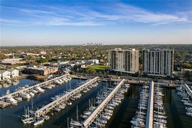 Luxury Lakefront Living in this meticulously maintained - photo 36