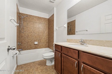 Seller motivated! 5K seller concession! Impeccably maintained 2 - photo 8