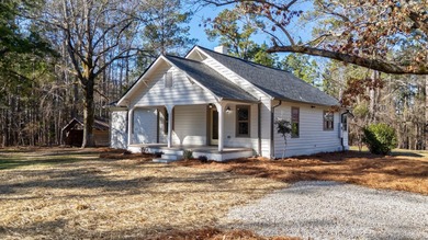 Lake Oconee Home For Sale in Greensboro Georgia