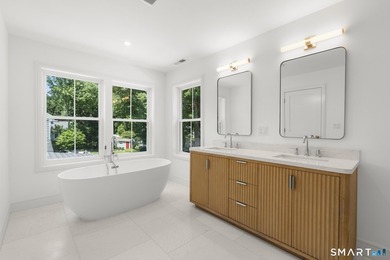 Experience exceptional contemporary design and detail in this - photo 23