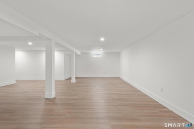 Experience exceptional contemporary design and detail in this - photo 33