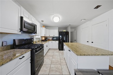 Built in 1955 with originality still intact, this 3 bedroom 1.5 - photo 5