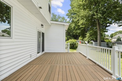 Experience exceptional contemporary design and detail in this - photo 36