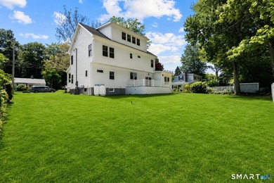 Experience exceptional contemporary design and detail in this - photo 37