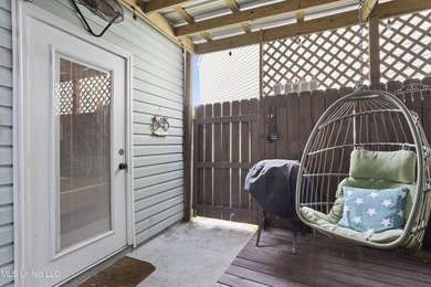 Turnkey  Townhouse | Gated Community | Walk to Beach Fully - photo 40