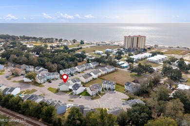Turnkey  Townhouse | Gated Community | Walk to Beach Fully - photo 49