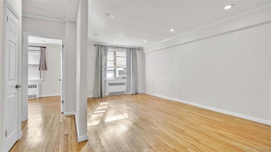 North Flushing Co-op for Sale - Spacious 1 Bedroom; Welcome to - photo 6
