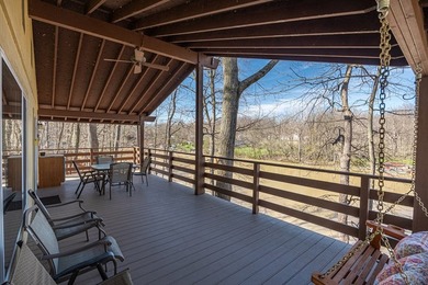 This beautiful, nearly 3,000 square foot cottage-style lakefront - photo 8