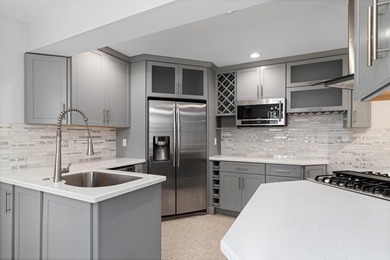 BEING SOLD AS-IS Welcome to this beautifully 3-bedroom, 2-bath - photo 11