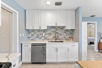 Beautifully renovated 2-bedroom, 2-bath home with a flex room in - photo 11