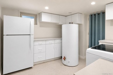Welcome to this well maintained home, ideally situated on a - photo 12