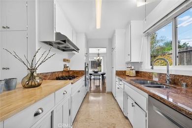 Summer Special! Welcome to this beautifully upgraded turnkey - photo 12