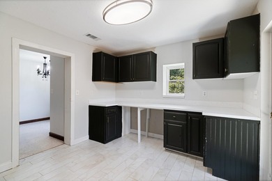 BEING SOLD AS-IS Welcome to this beautifully 3-bedroom, 2-bath - photo 15