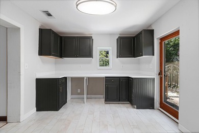 BEING SOLD AS-IS Welcome to this beautifully 3-bedroom, 2-bath - photo 17