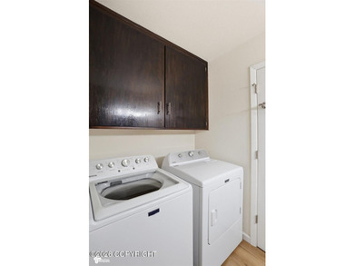 This Condo has it all! The Seller spared no expense when - photo 18