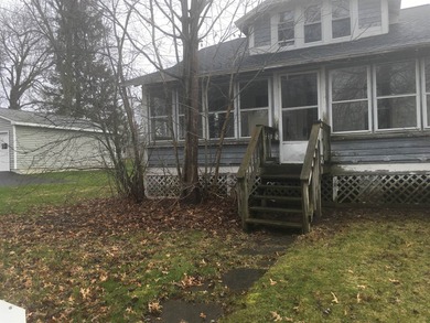 Oneida Lake Lot For Sale in Cicero New York