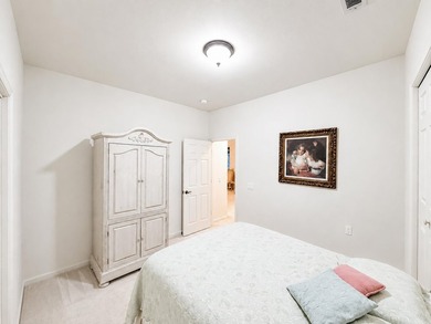 Welcome to 845 Laquinta Loop, a beautifully maintained home - photo 24