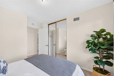 Summer Special! Welcome to this beautifully upgraded turnkey - photo 41