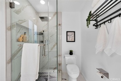 Summer Special! Welcome to this beautifully upgraded turnkey - photo 43