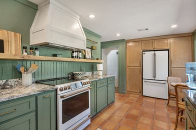 Lakefront Retreat - photo 7