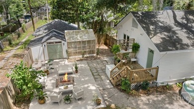 Welcome to this fully renovated bungalow with an expansive - photo 46