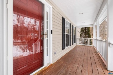 MOTIVATED SELLER! VA Assumable Loan with a 3.75% interest rate! - photo 4
