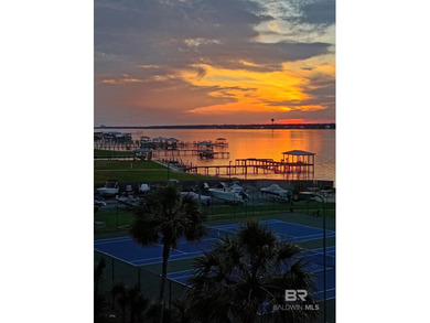 End unit with TWO Lagoon-view balconies and updated finishes! - photo 23