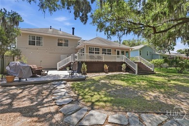 Located in Palmetto Cove, this 3-bedroom, 2-bath home with a - photo 34