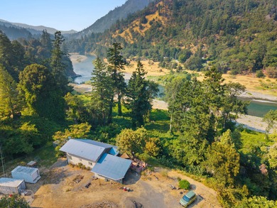 (private lake, pond, creek) Home For Sale in Willow Creek California