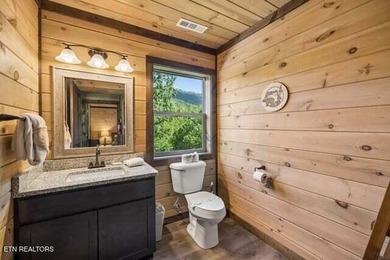 Welcome to The Cozy Bear--your private Smoky Mountain escape - photo 26
