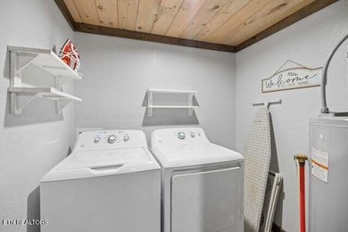 Welcome to The Cozy Bear--your private Smoky Mountain escape - photo 33