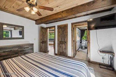 Welcome to The Cozy Bear--your private Smoky Mountain escape - photo 41