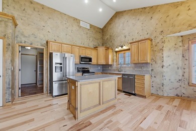 Welcome to 656 E. 110th St., a rare opportunity to own nearly 20 - photo 8