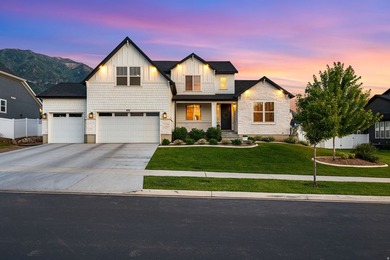 Stunning two-story home in quiet Ridge View Estates, Salem - photo 1