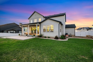 Stunning two-story home in quiet Ridge View Estates, Salem - photo 4