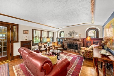 MKE's East Side has been HOT & this home is no exception! - photo 9