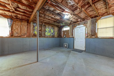 This Hi-Ranch style home offers 2 bedrooms and 1 full bathroom - photo 12
