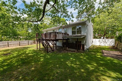 This Hi-Ranch style home offers 2 bedrooms and 1 full bathroom - photo 18