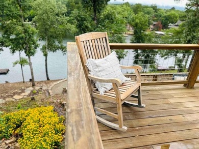 Tucked into a quiet Lake Hamilton cove with 110 feet of deeded - photo 19