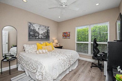 Rare Lakefront Opportunity in Glen Oaks at Colonnade! Situated - photo 39